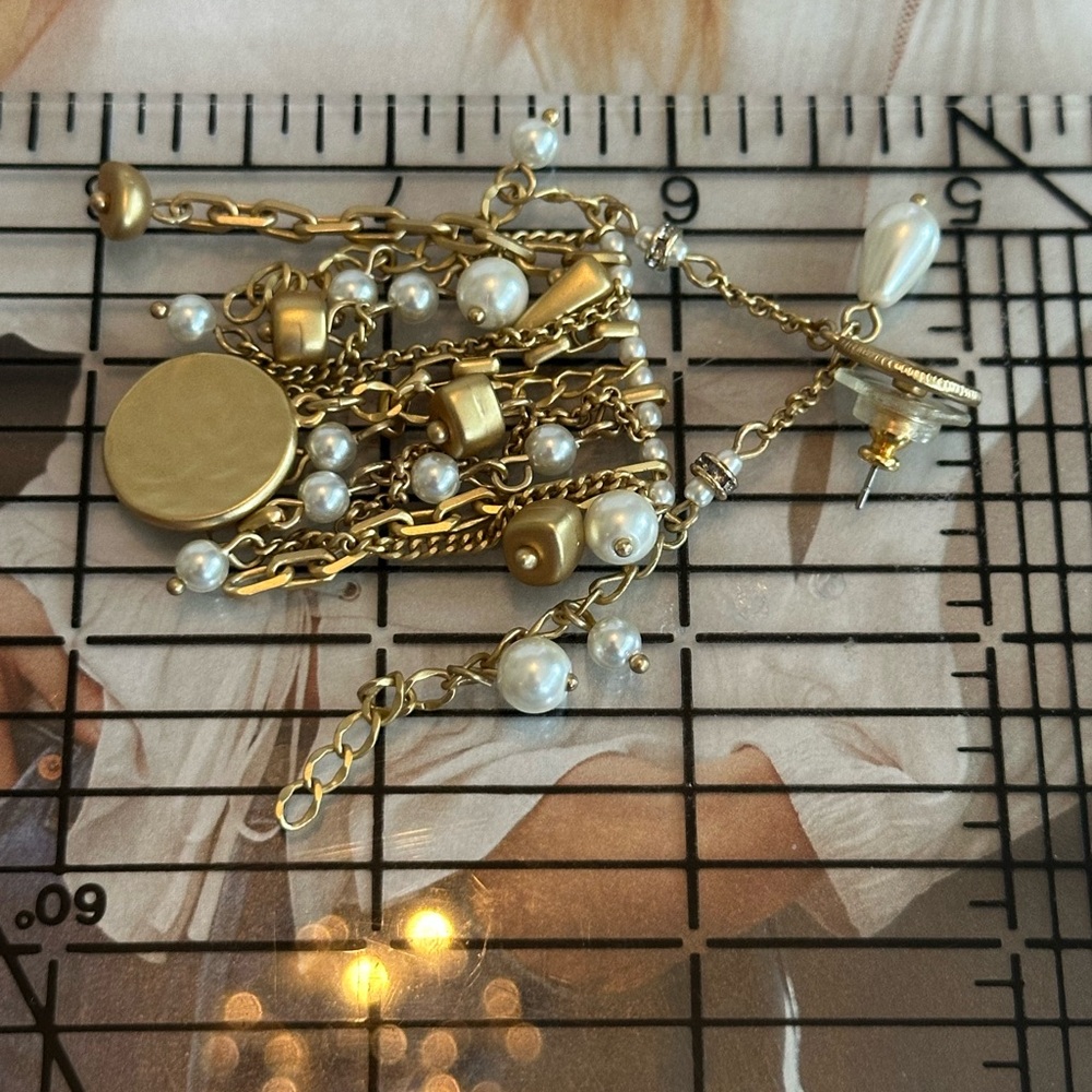 Gold and Pearl Dangle Earrings - Picture 4 of 4
